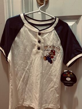 Nintendo Super Mario Raglan Henley - Cream & Blue